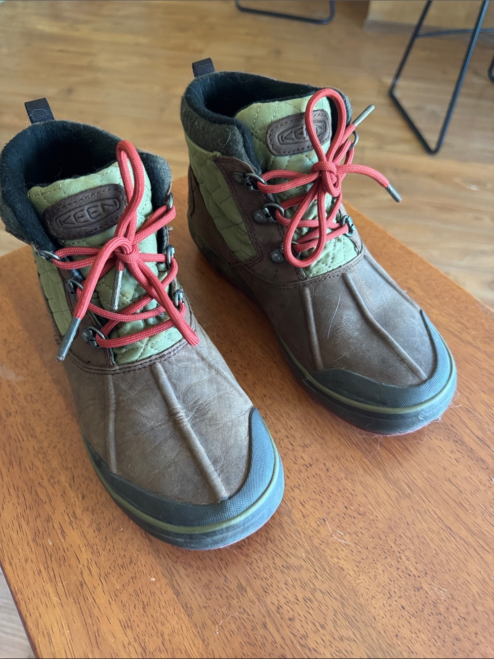 Keen Kids Olive Green and Brown Lace-Up Waterproof Boots with Red Laces